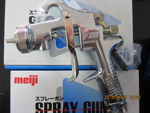 日本明治F-100